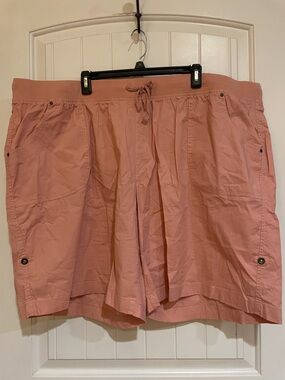 Dash size 3X peach colored short EUC